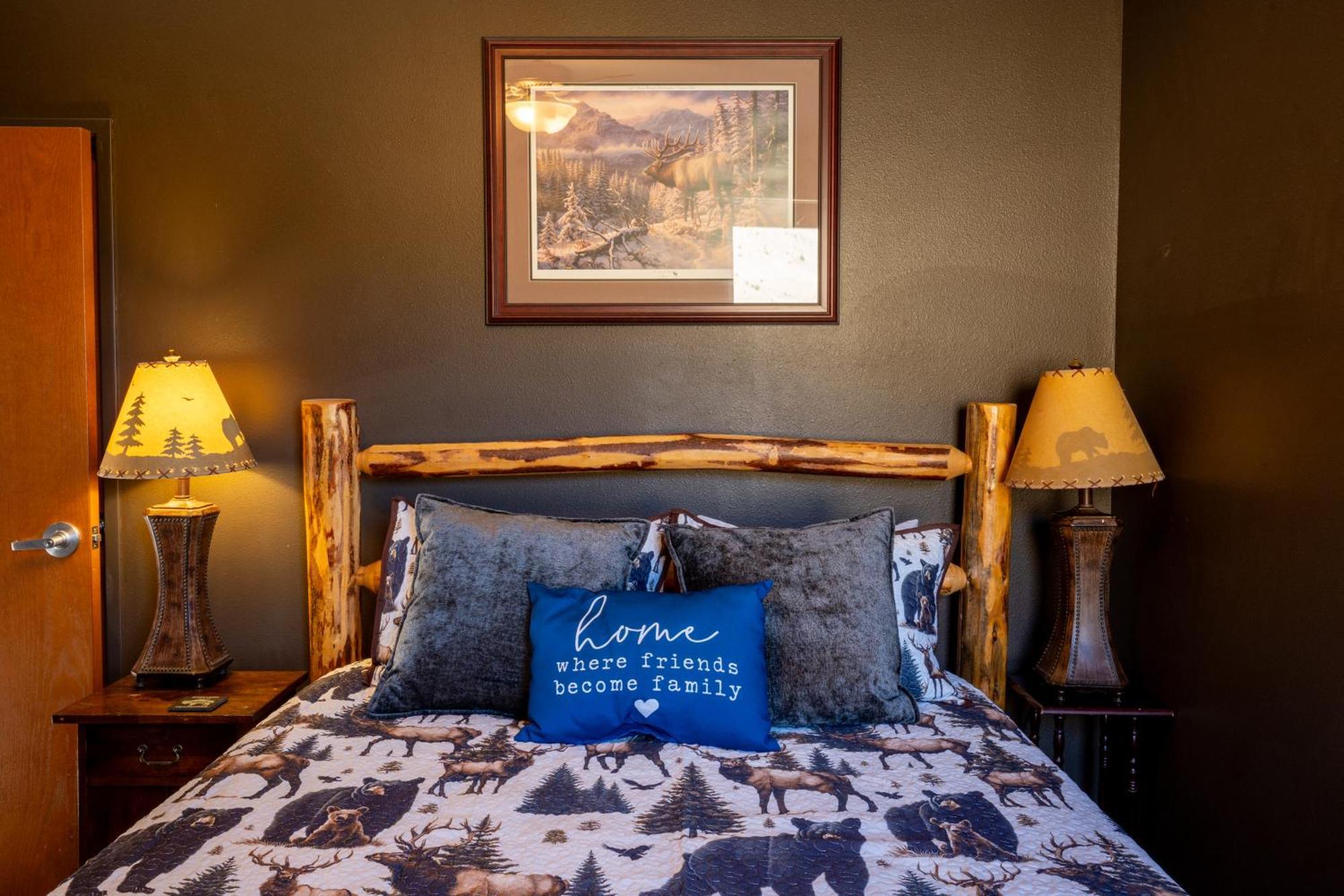 Bison Lodge - Lg Home - 2 Bedrooms - Less Than 5 Miles To Yellowstone North Entrance, Sleeps Up To 8 Гардинър Екстериор снимка